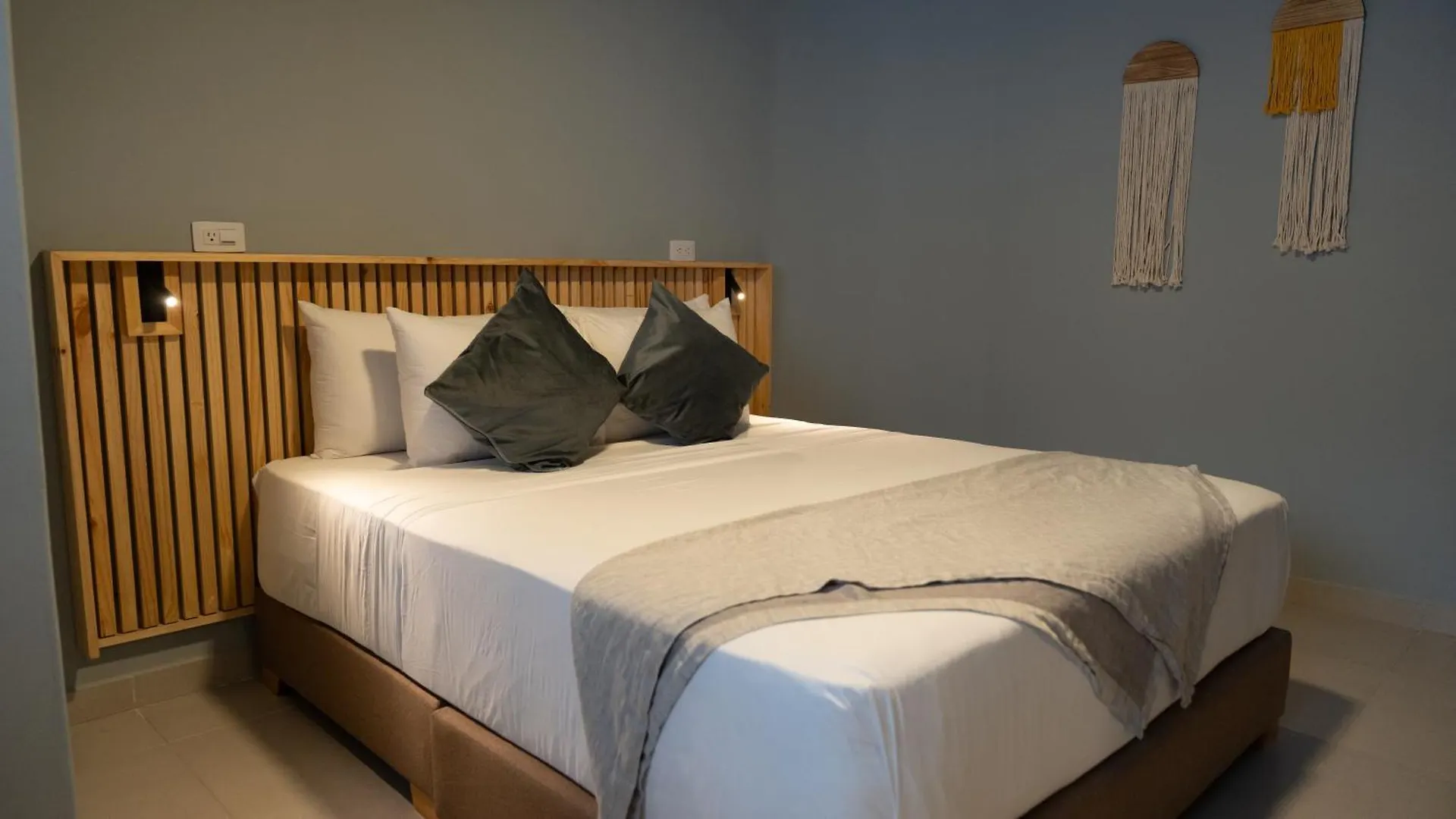 ****  Leviu By Bernalo Hotels Medellín Colombia